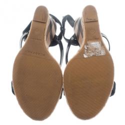 مملوكة مسبقًا Burberry Black Patent Check Espadrilles Wedge Sandals Size 38