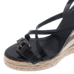 مملوكة مسبقًا Burberry Black Patent Check Espadrilles Wedge Sandals Size 38