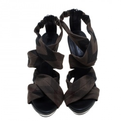 مملوكة مسبقًا Burberry Dark Beige Nova Check Canvas Cross Straps Platform Sandals Size 41