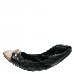 Pre Owned Burberry Black Leather and Nova Check PVC Drayton Twistlock Ballet Flats Size 39