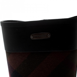 مملوكة مسبقًا حذاء بوت مطر بربري قماش كاروهات بيت و مطاط مقاس 38