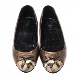 Pre Owned حذاء فلات باليه بربري جلد كاروهات نوفا برونز ميتالك مقاس 40