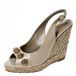 مملوكة مسبقًا صندل بربري مرصع مقدمة مفتوحة فتحة كعب كعب روكي نعل سميك اسبادريل جلد بيج مقاس 37.5