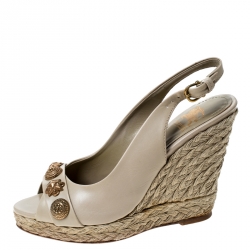 مملوكة مسبقًا صندل بربري مرصع مقدمة مفتوحة فتحة كعب كعب روكي نعل سميك اسبادريل جلد بيج مق اس 37.5