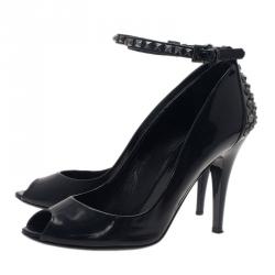مملوكة مسبقًا Burberry Black Patent Studded Ankle Strap Pumps Size 39