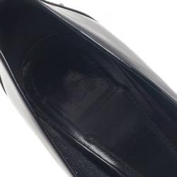 مملوكة مسبقًا Burberry Black Patent Studded Ankle Strap Pumps Size 39