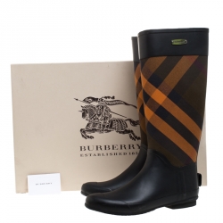 Pre Owned Burberry Black/Orange House Check Fabric and Rubber Clemence Rain Boots Size 39