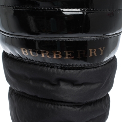 مملوكة مسبقًا Burberry Black Rubber And Patent Wellington Rain Boots Size 41