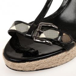 مملوكة مسبقًا Burberry Black Patent Check Espadrilles Wedges Sandals Size 41