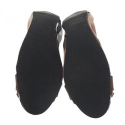 مملوكة مسبقًا Burberry Novacheck Canvas and Leather Buckle Ballet Flats Size 39
