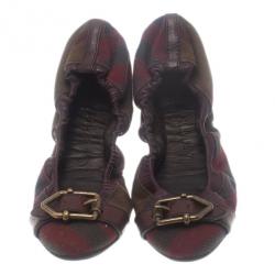 مملوكة مسبقًا Burberry Tricolor Canvas Buckle Detail Ballet Flats Size 38