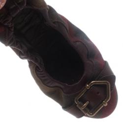 مملوكة مسبقًا Burberry Tricolor Canvas Buckle Detail Ballet Flats Size 38