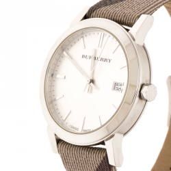 Pre Owned Burberry Silver Stainless Steel The City BU9022 Women's Wristwatch 38 mm