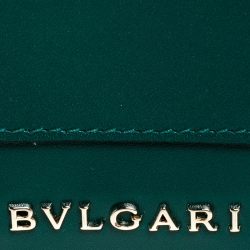 مملوكة مسبقًا Bvlgari Green Leather Serpenti Forever Bifold Card Holder