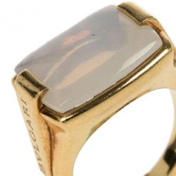 Pre Owned Bvlgari 18K Yellow Gold Chalcedony Ring Size 52