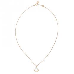 Pre Owned Bvlgari Divas' Dream Diamond & Mother of Pearl 18k Rose Gold Pendant Necklace