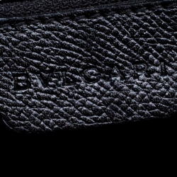 مملوكة مسبقًا حقيبة كتف بربري جلد سوداء