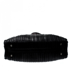 Pre Owned Bvlgari Black Leather Twistino Tina Tote