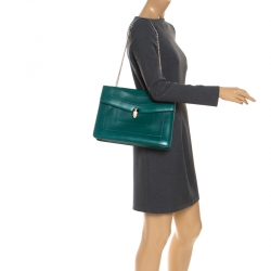 مملوكة مسبقًا Bvlgari Green Leather Serpenti Forever Shoulder Bag