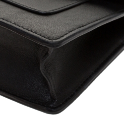 Pre Owned حقيبة كروس بلغاري قلاب جلد سوداء