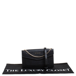 Pre Owned حقيبة كروس بلغاري قلاب جلد سوداء