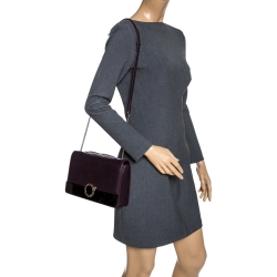 مملوكة مسبقًا حقيبة كتف بلغاري غطاء قلاب بلاستيك وجلد سوداء/ بنفسجية