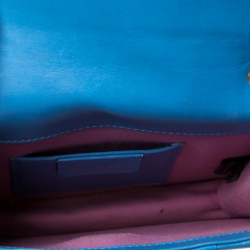 مملوكة مسبقًا Bvlgari Light Blue Leather Small Serpenti Forever Shoulder Bag