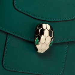 Pre Owned Bvlgari Green Leather Serpenti Forever Trifold Wallet