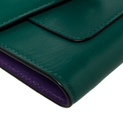 Pre Owned Bvlgari Green Leather Serpenti Forever Trifold Wallet