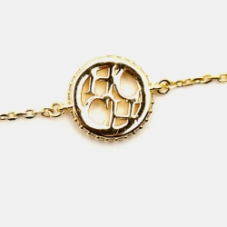 Pre Owned Carolina Herrera Rosetta Insignia Crystals Faux Pearl Gold Tone Bracelet