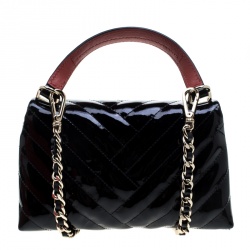 Pre Owned Carolina Herrera Black Quilted Patent Leather Top Handle Bag