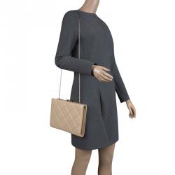 Pre Owned Carolina Herrera Beige Leather Chain Clutch