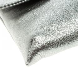 Pre Owned Carolina Herrera Metallic Grey Leather Shoulder Bag