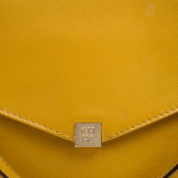 Pre Owned Carolina Herrera Yellow Leather Envelope Shoulder Bag