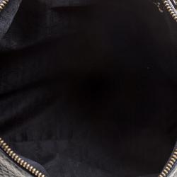 Pre Owned Carolina Herrera Black Pebbled Leather Hobo