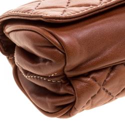 Pre Owned  Carolina Herrera Brown Quilted Leather Clutch