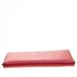 Pre Owned Carolina Herrera Red Leather Zip Around Wallet 
