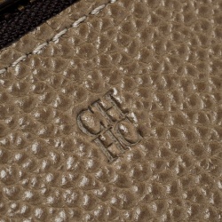 Pre Owned Carolina Herrera Beige Leather Continental Wallet