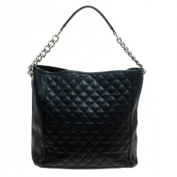 Pre Owned Carolina Herrera Black Quilted Leather Shoulder Bag