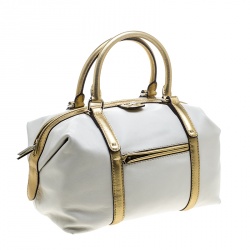 حقيبة كارولينا هيريرا جلد ذهبية/ بيضاء