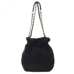 Pre Owned Carolina Herrera Bow Drawstring Chain Hobo Small