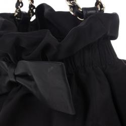Pre Owned Carolina Herrera Bow Drawstring Chain Hobo Small