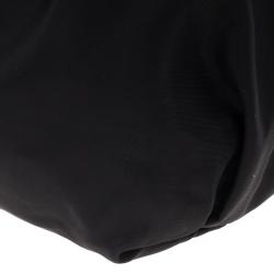 Pre Owned Carolina Herrera Bow Drawstring Chain Hobo Small