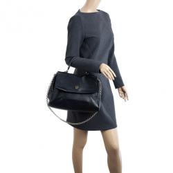Pre Owned Carolina Herrera Black Minueto Flap Bag
