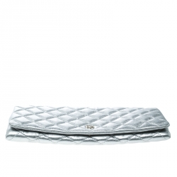 Pre Owned Carolina Herrera Metallic Silver Quilted Leather Chain Clutch