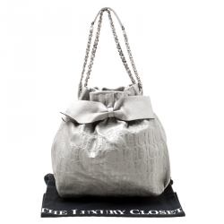 Pre Owned Carolina Herrera Silver Monogram Leather Bow Bucket Hobo