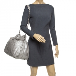 Pre Owned Carolina Herrera Silver Monogram Leather Bow Bucket Hobo