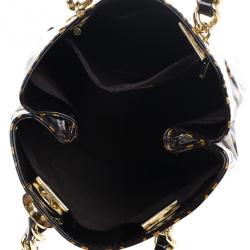 مملوكة مسبقًا Carolina Herrera Monogram Chain Handle Tote