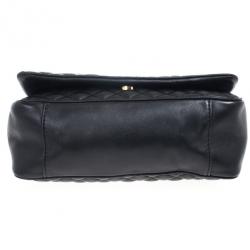 Pre Owned Carolina Herrera Black Quilted Flap Bag
