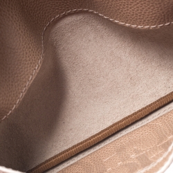 Pre Owned Carolina Herrera Beige Leather Flap Crossbody Bag